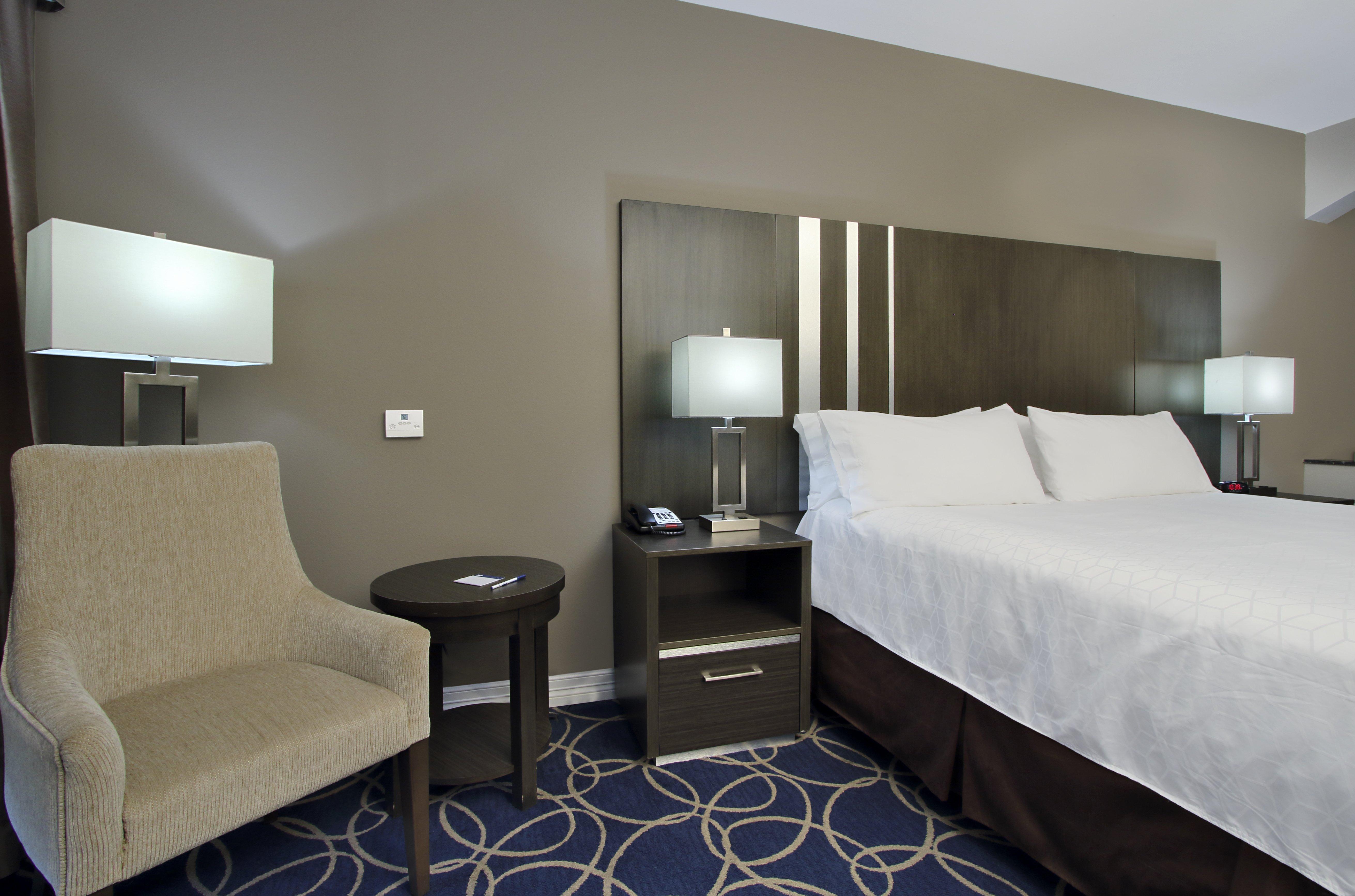 Holiday Inn Express And Suites Houston North - Iah Area By Ihg Exterior foto