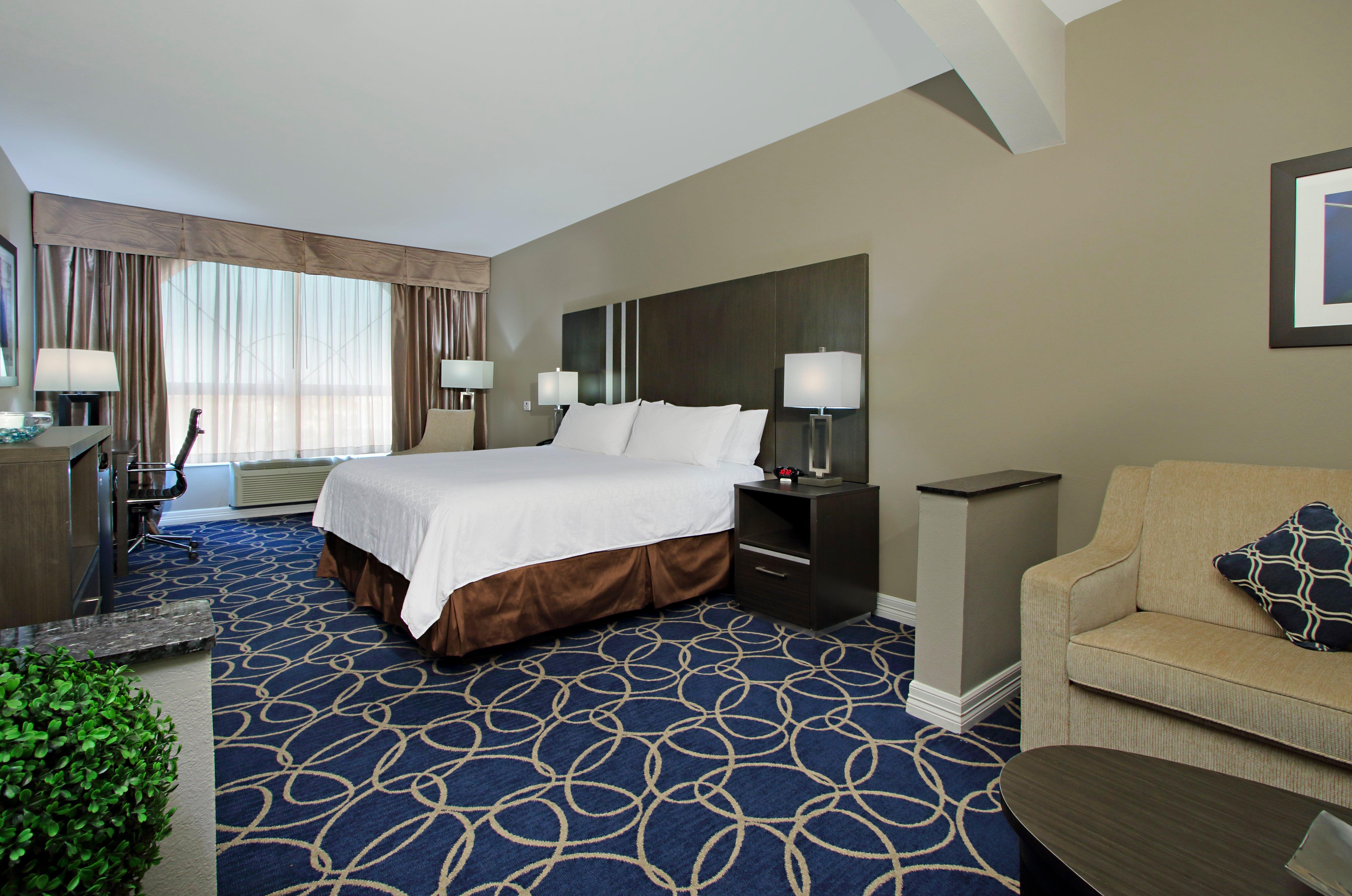 Holiday Inn Express And Suites Houston North - Iah Area By Ihg Exterior foto